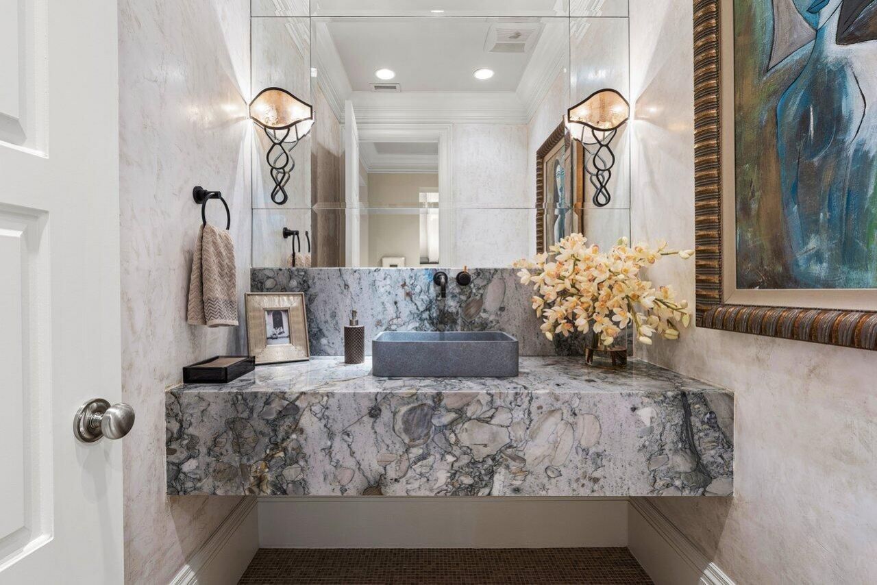 8 Driftwood Landing, Gulf Stream, FL 33483 Photo