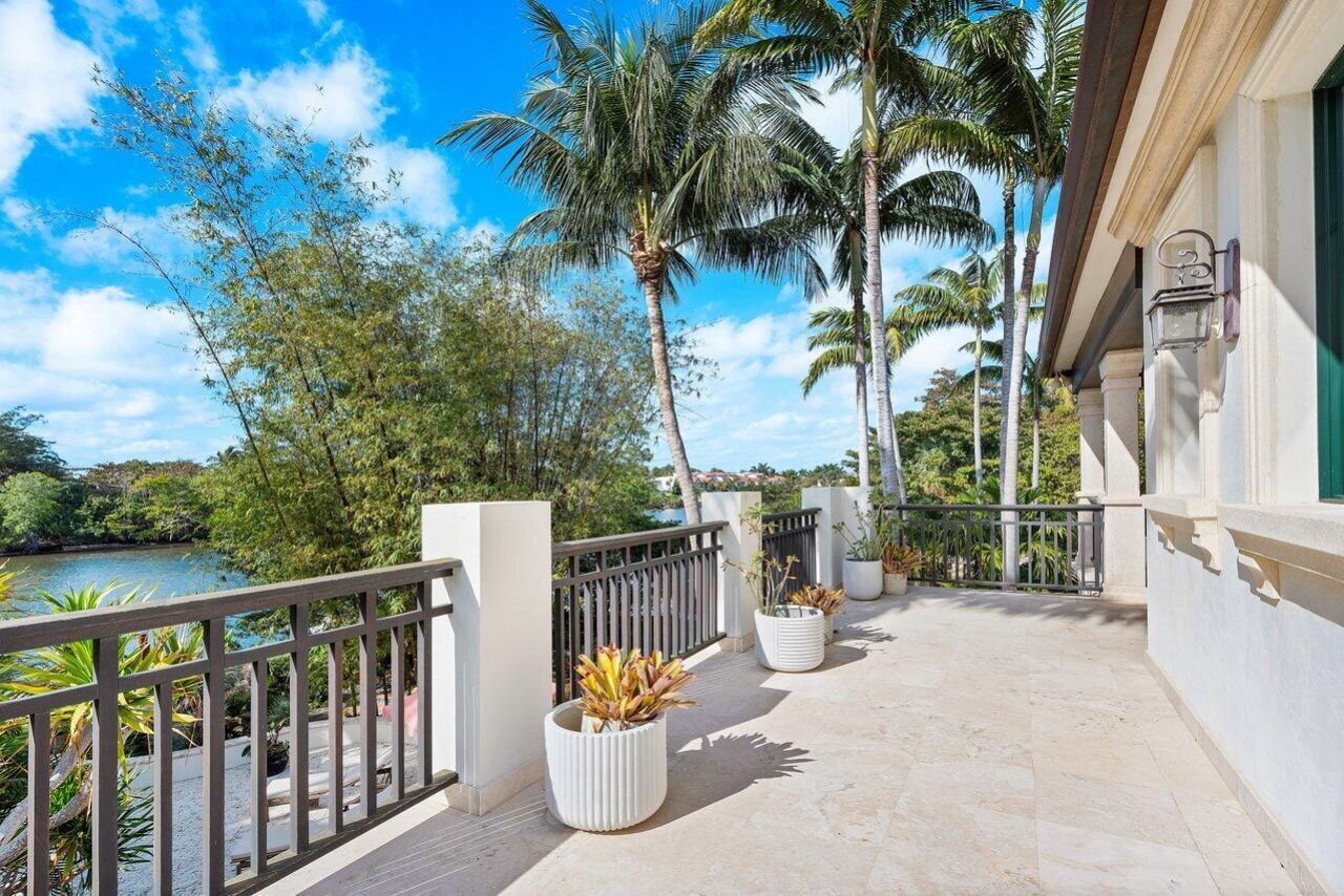 8 Driftwood Landing, Gulf Stream, FL 33483 Photo