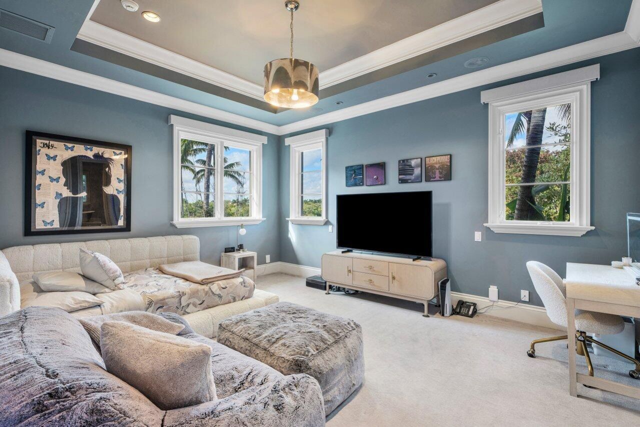 8 Driftwood Landing, Gulf Stream, FL 33483 Photo