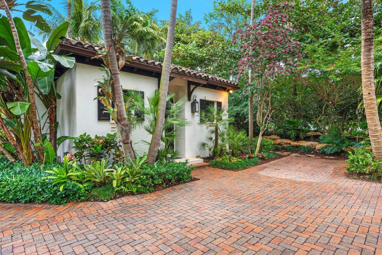 8 Driftwood Landing, Gulf Stream, FL 33483 Photo