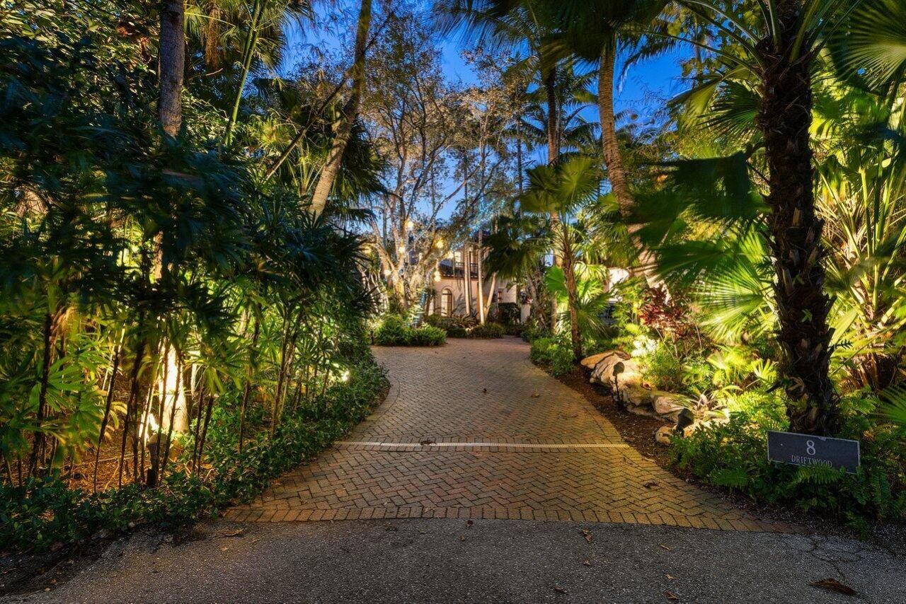 8 Driftwood Landing, Gulf Stream, FL 33483 Photo