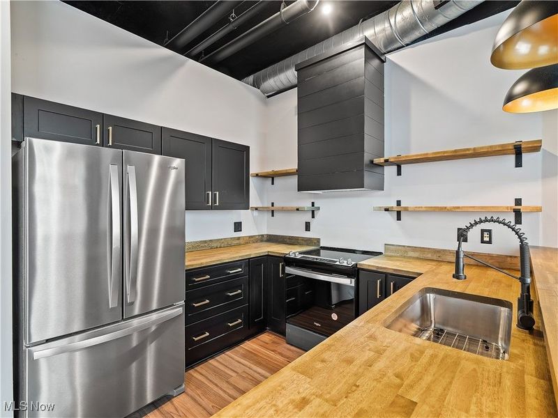 1104 Prospect Avenue E, Unit 302, Cleveland, OH 44115 Photo 13