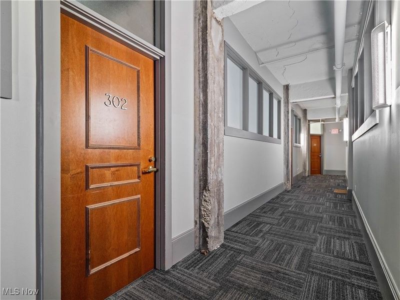 1104 Prospect Avenue E, Unit 302, Cleveland, OH 44115 Photo 2