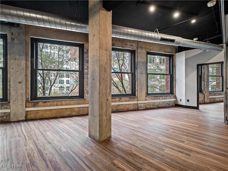 1104 Prospect Avenue E, Unit 302, Cleveland, OH 44115 Photo 4