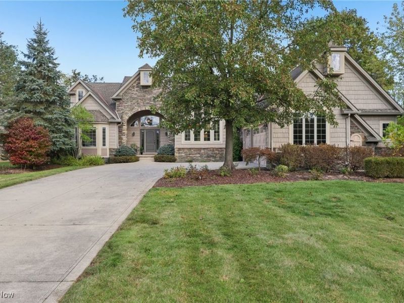 38655 Pettibone Road, Solon, OH 44139 Photo 1