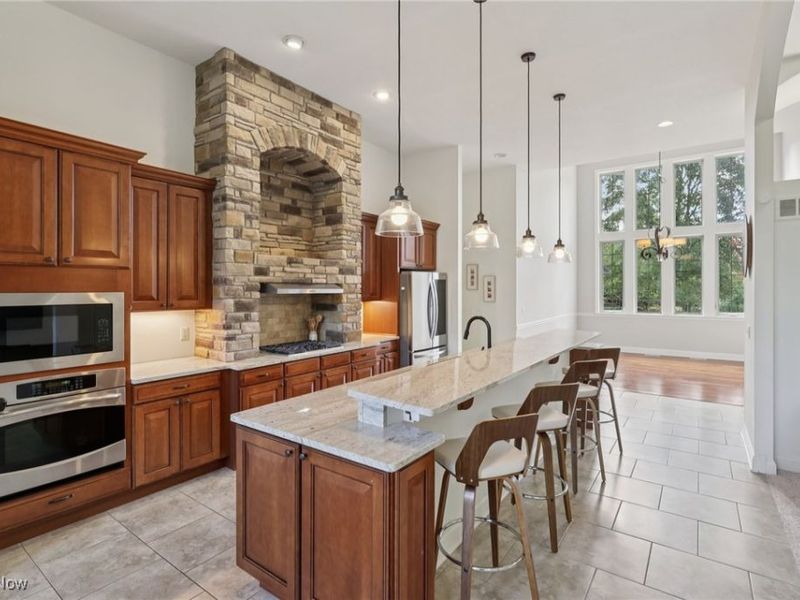 38655 Pettibone Road, Solon, OH 44139 Photo 4