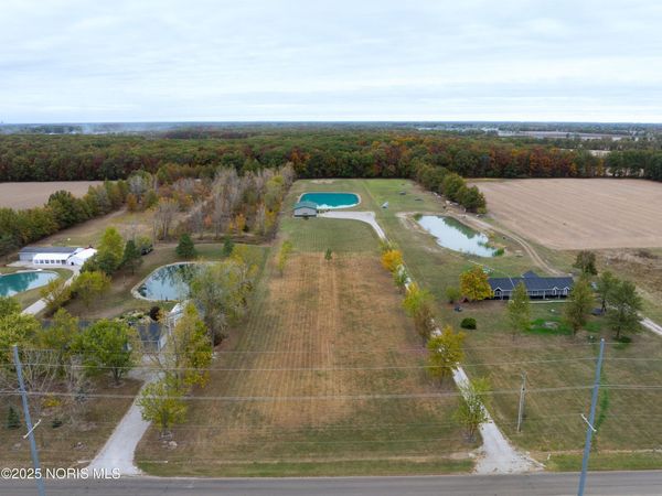 22585 Defiance-paulding County Line Road, Defiance, OH 43512