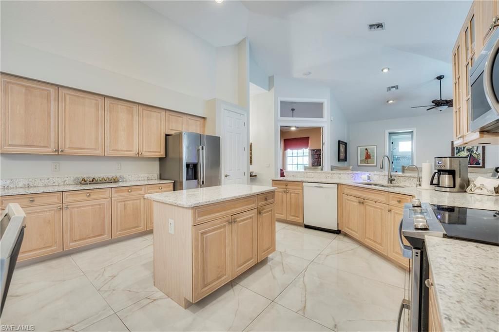 22909 Forest Edge Ct, Estero, FL 34135 Photo