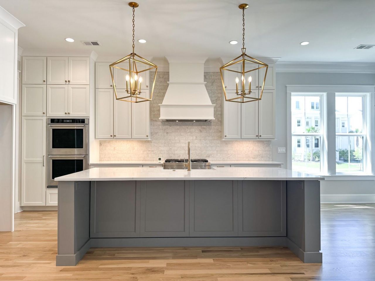 3886 Summerton Street Photo 6