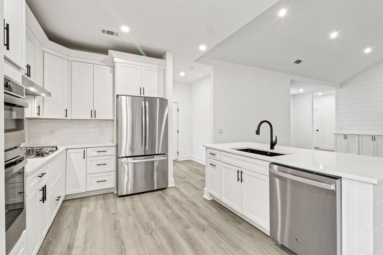 29 Hamilton Drive Photo 12