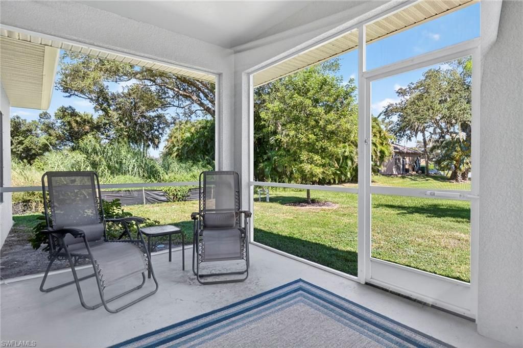 1823 NW 28th Pl, Cape Coral, FL 33993 Photo