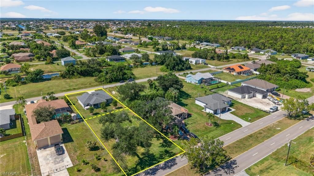 1823 NW 28th Pl, Cape Coral, FL 33993 Photo