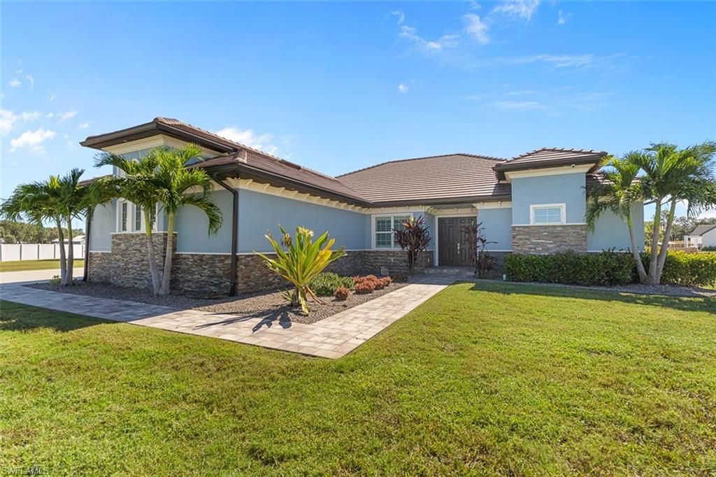 14201 Binghampton Dr, Fort Myers, FL 33905 Photo