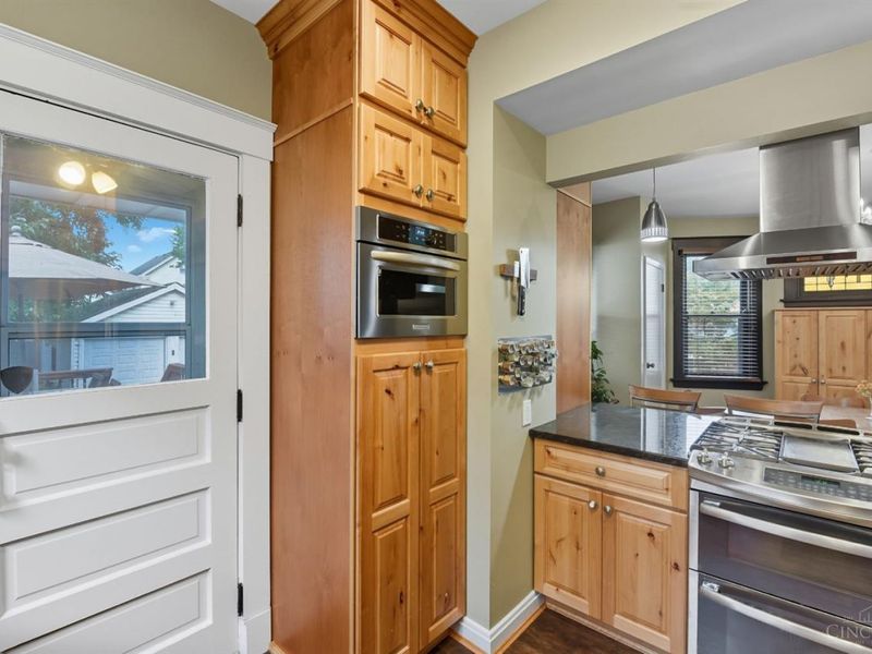 2724 Markbreit Avenue, Cincinnati, OH 45209 Photo 18