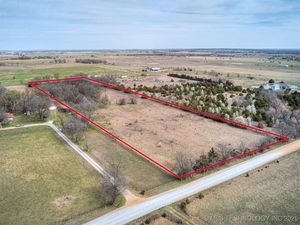 E 360 Road , Big Cabin, OK 74332