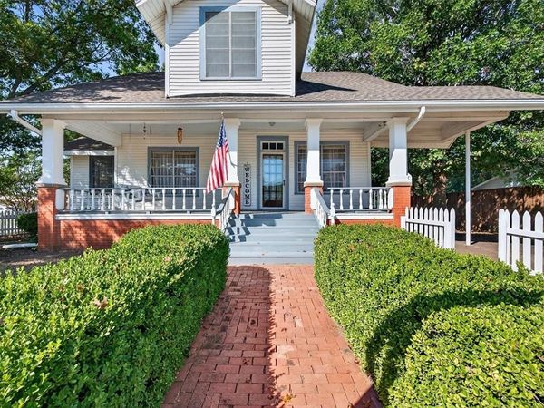 201 N Main Street, Leonard, TX 75452