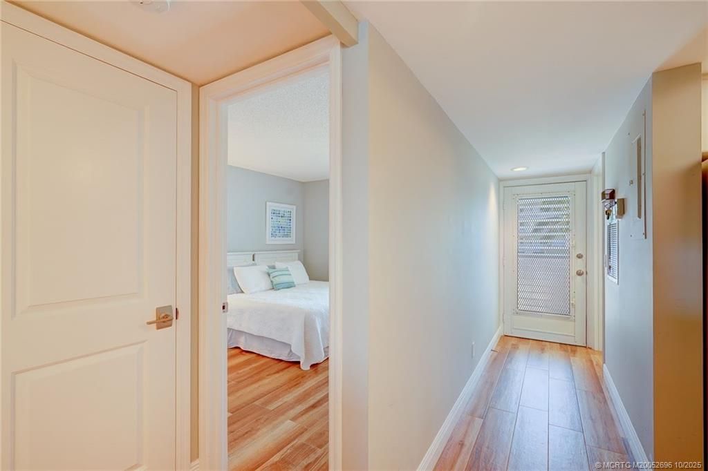 40 NE Plantation Road, Unit 203, Stuart, FL 34996 Photo