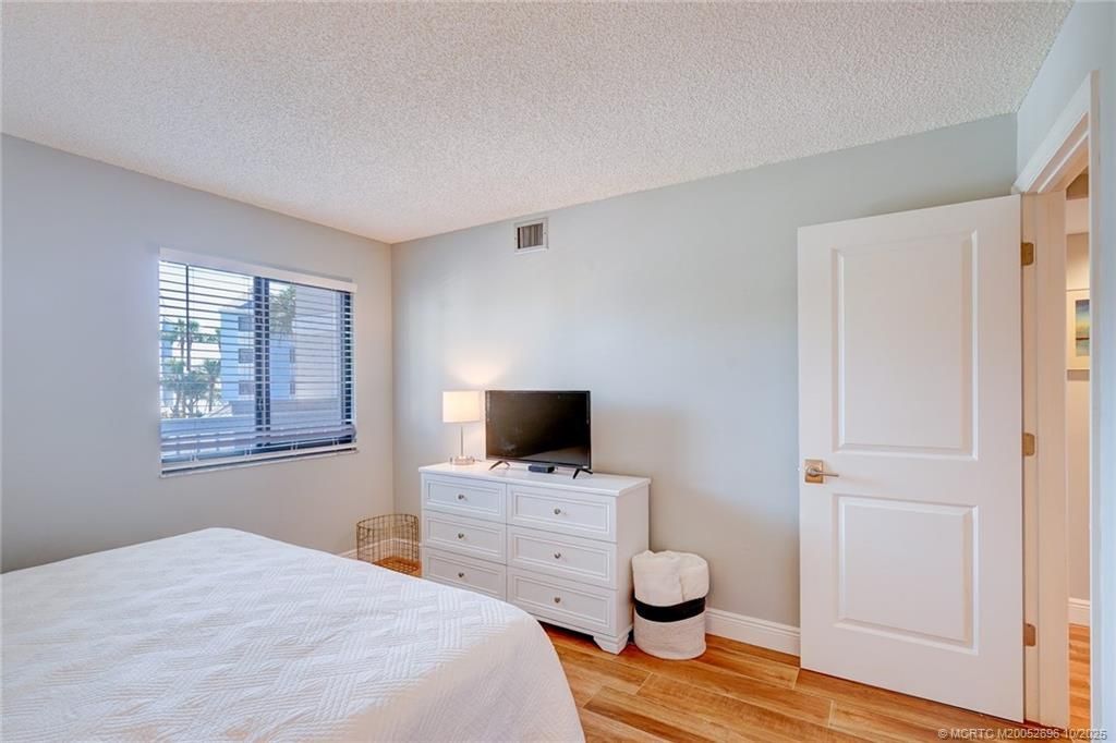 40 NE Plantation Road, Unit 203, Stuart, FL 34996 Photo
