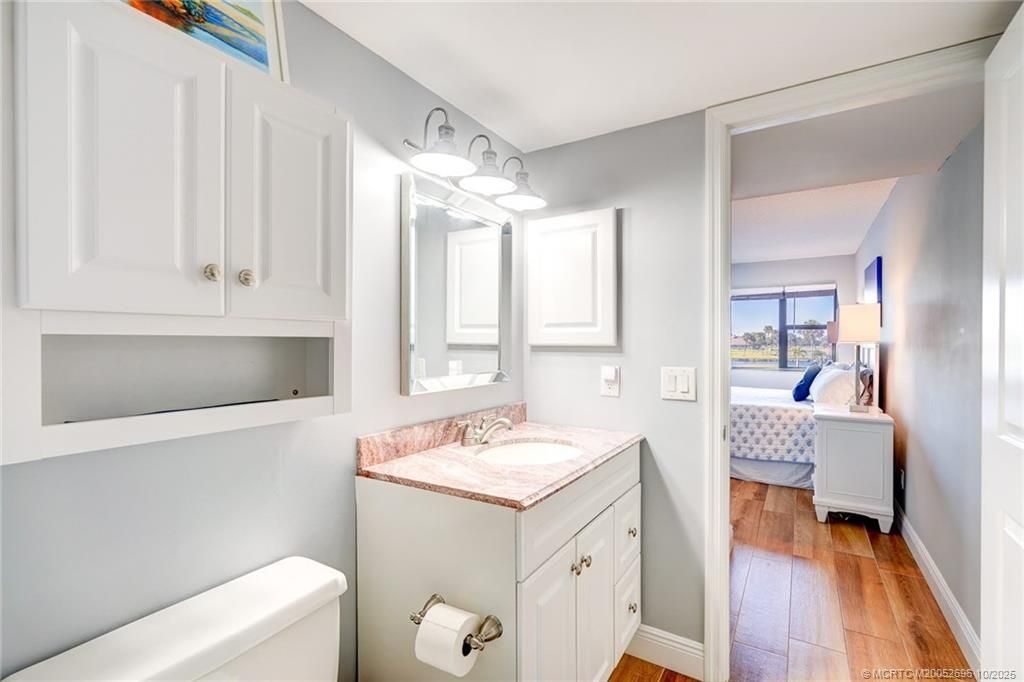40 NE Plantation Road, Unit 203, Stuart, FL 34996 Photo
