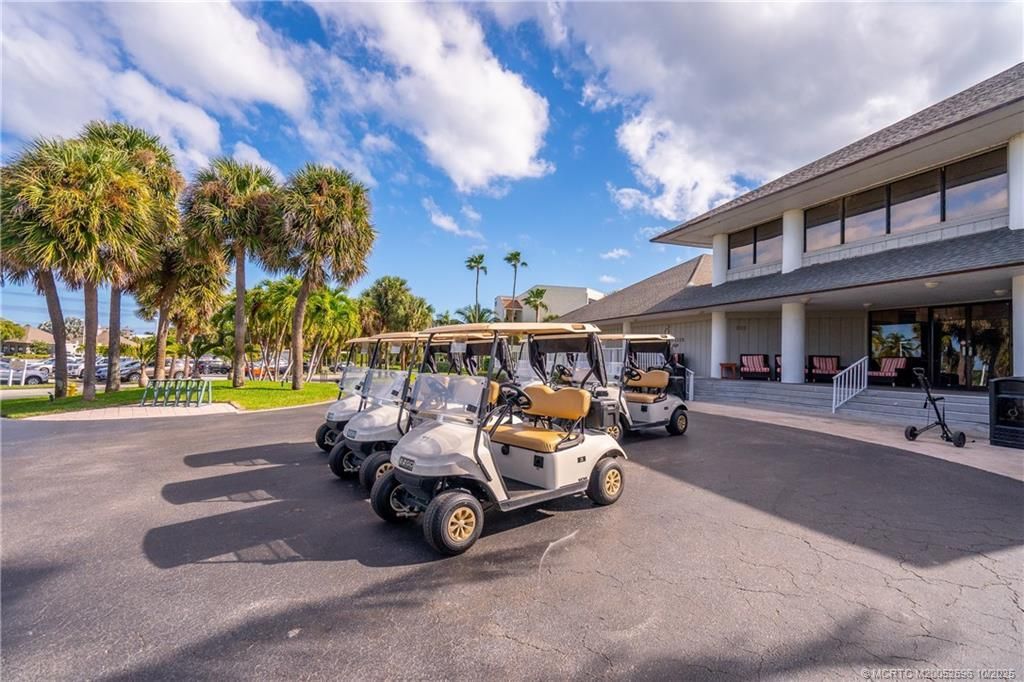 40 NE Plantation Road, Unit 203, Stuart, FL 34996 Photo