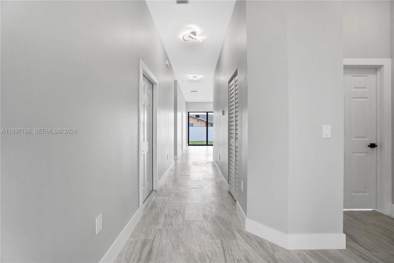 5370 Plunkett St, Hollywood, FL 33021 Photo