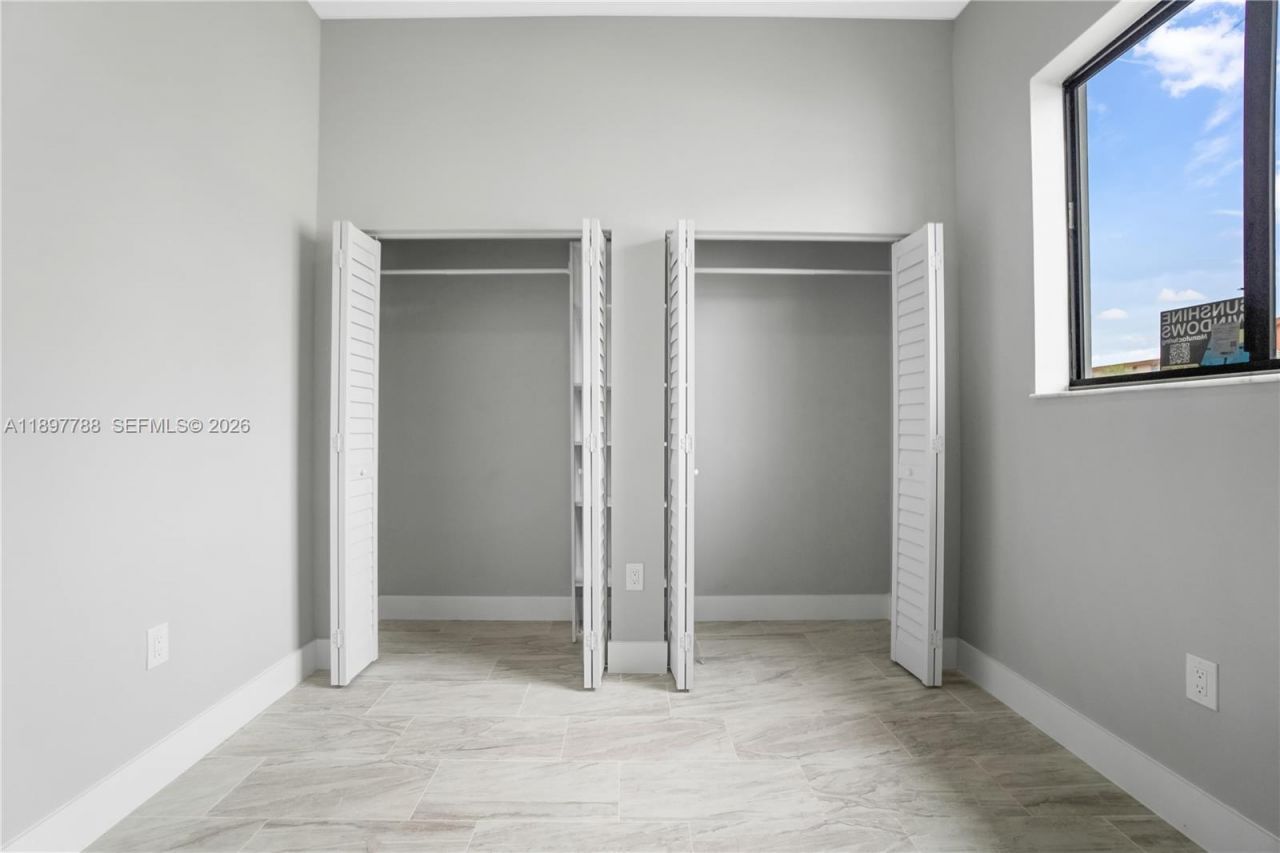 5370 Plunkett St, Hollywood, FL 33021 Photo