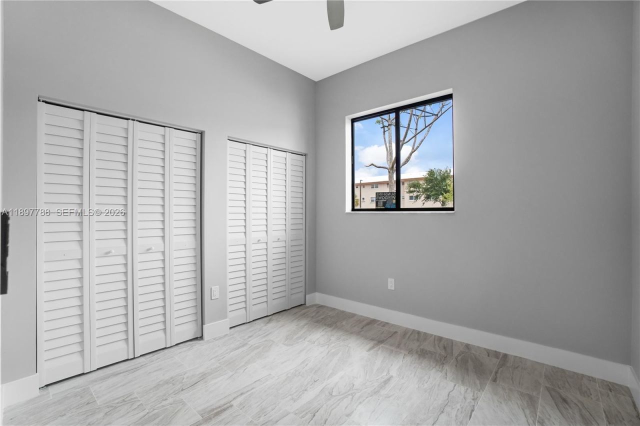 5370 Plunkett St, Hollywood, FL 33021 Photo