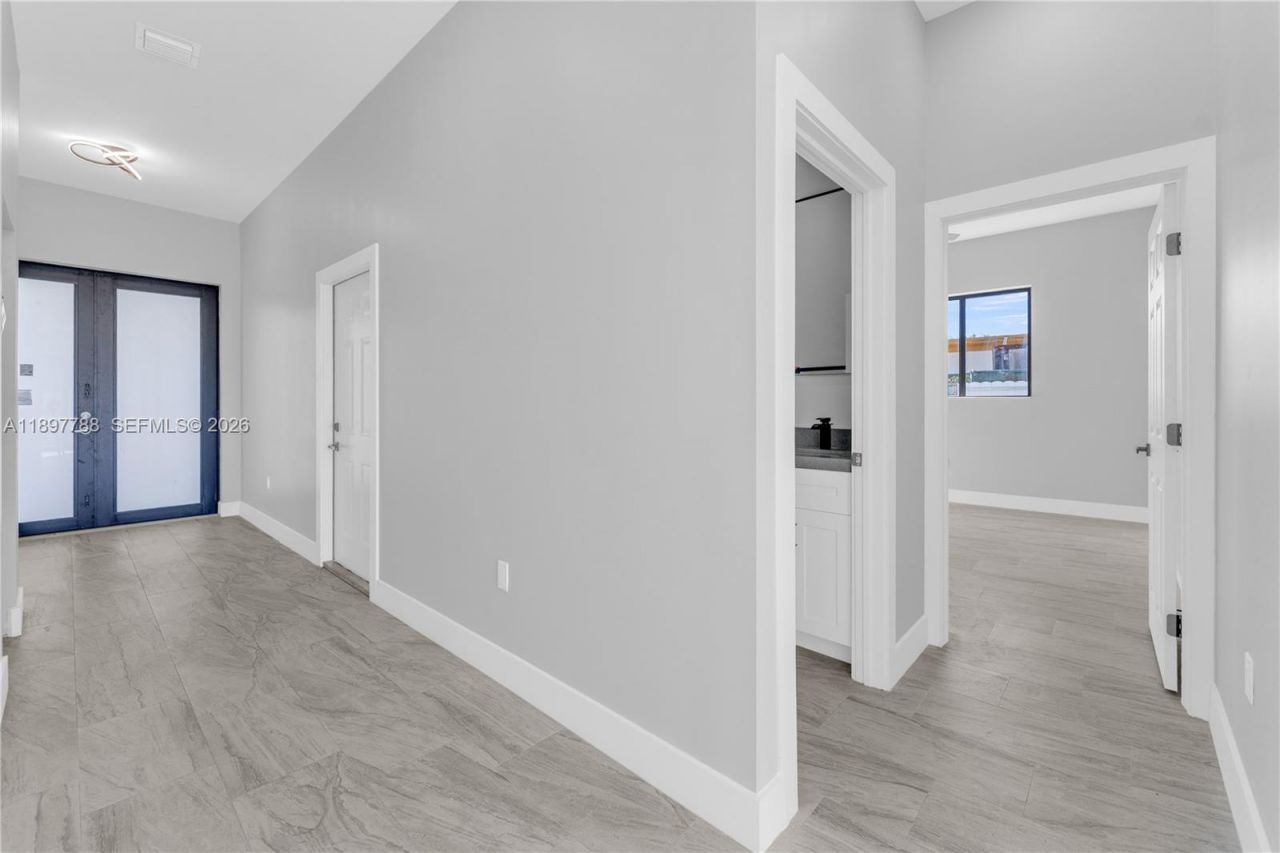 5270 Plunkett St, Hollywood, FL 33021 Photo