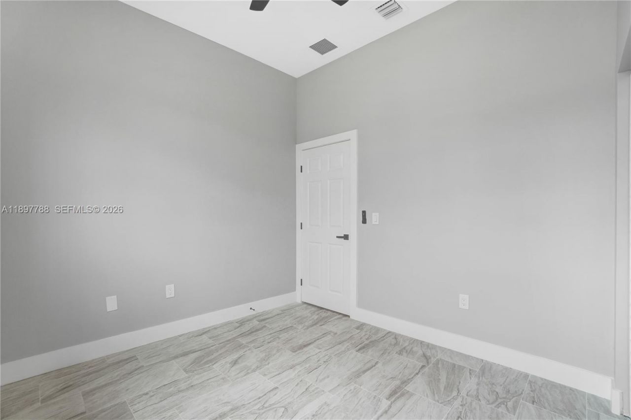 5370 Plunkett St, Hollywood, FL 33021 Photo