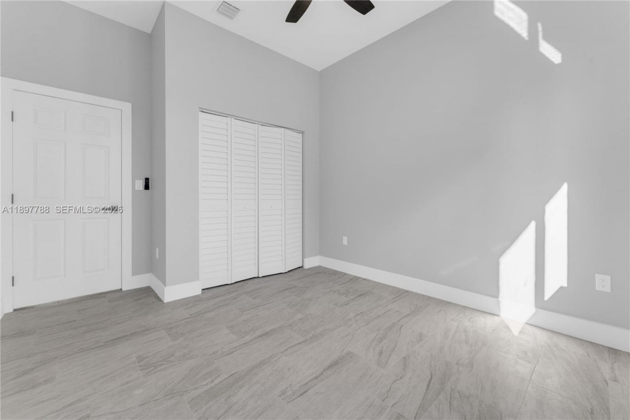 5270 Plunkett St, Hollywood, FL 33021 Photo