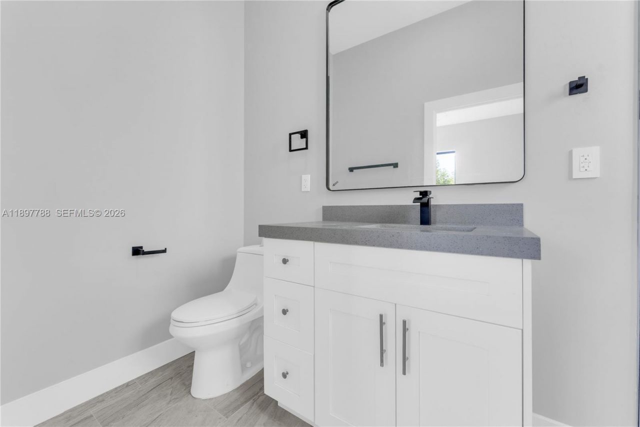 5270 Plunkett St, Hollywood, FL 33021 Photo