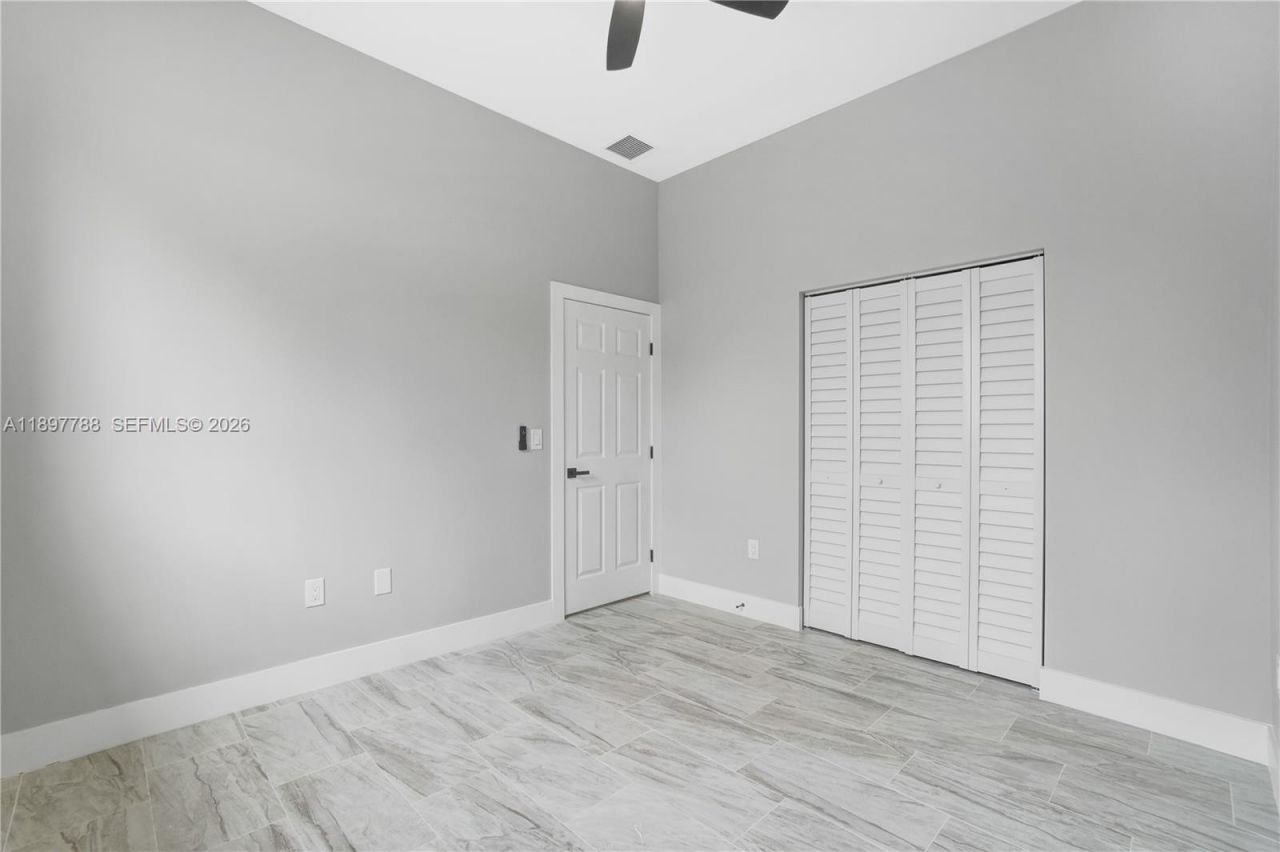 5370 Plunkett St, Hollywood, FL 33021 Photo