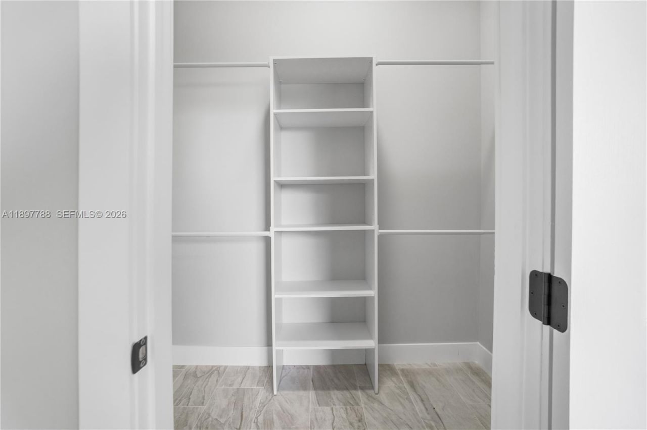 5370 Plunkett St, Hollywood, FL 33021 Photo