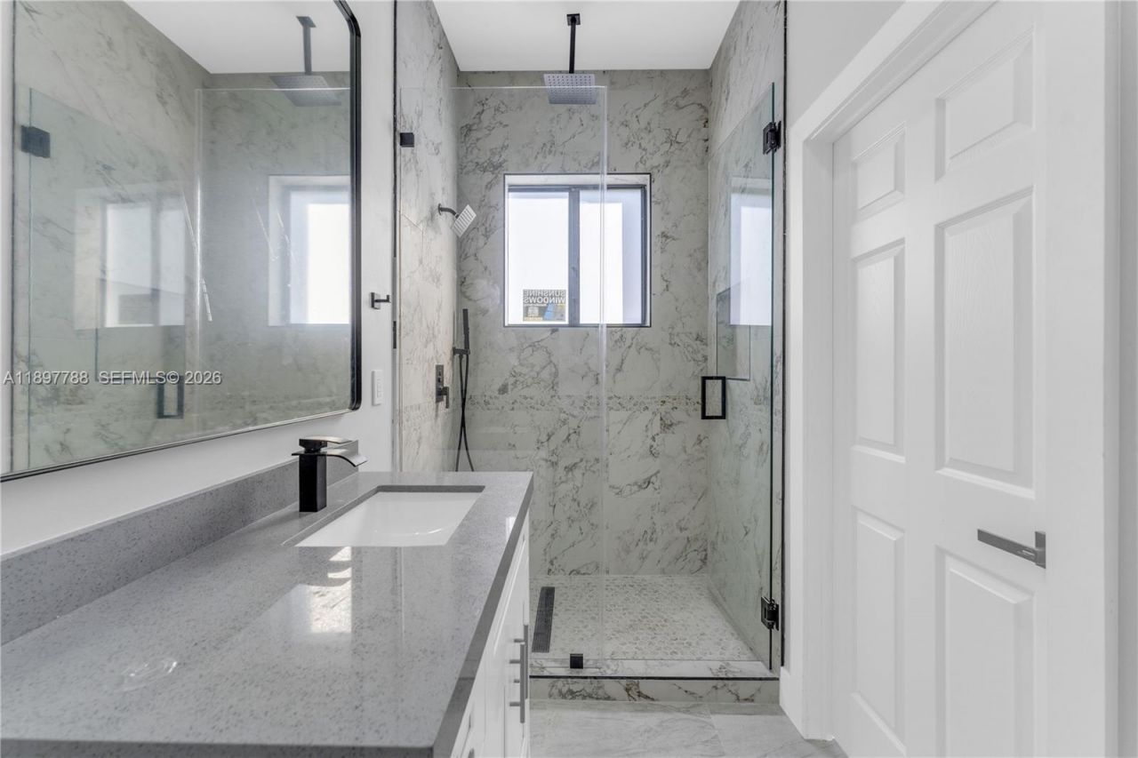 5270 Plunkett St, Hollywood, FL 33021 Photo