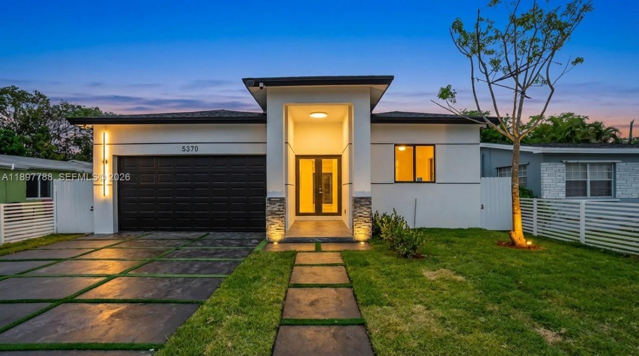 5370 Plunkett St, Hollywood, FL 33021 Photo