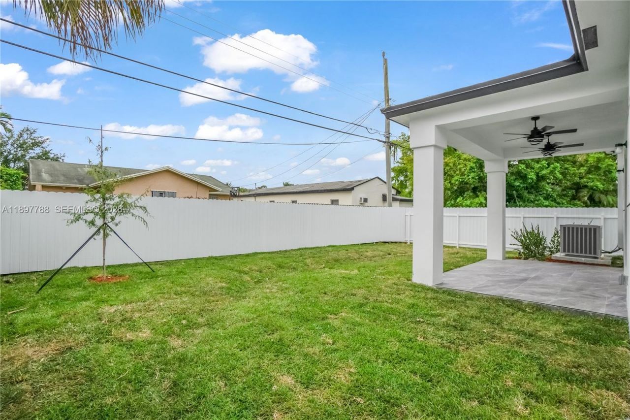 5370 Plunkett St, Hollywood, FL 33021 Photo