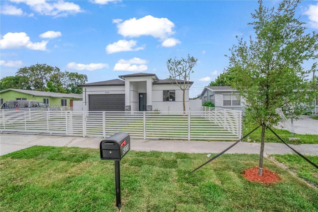 5370 Plunkett St, Hollywood, FL 33021 Photo