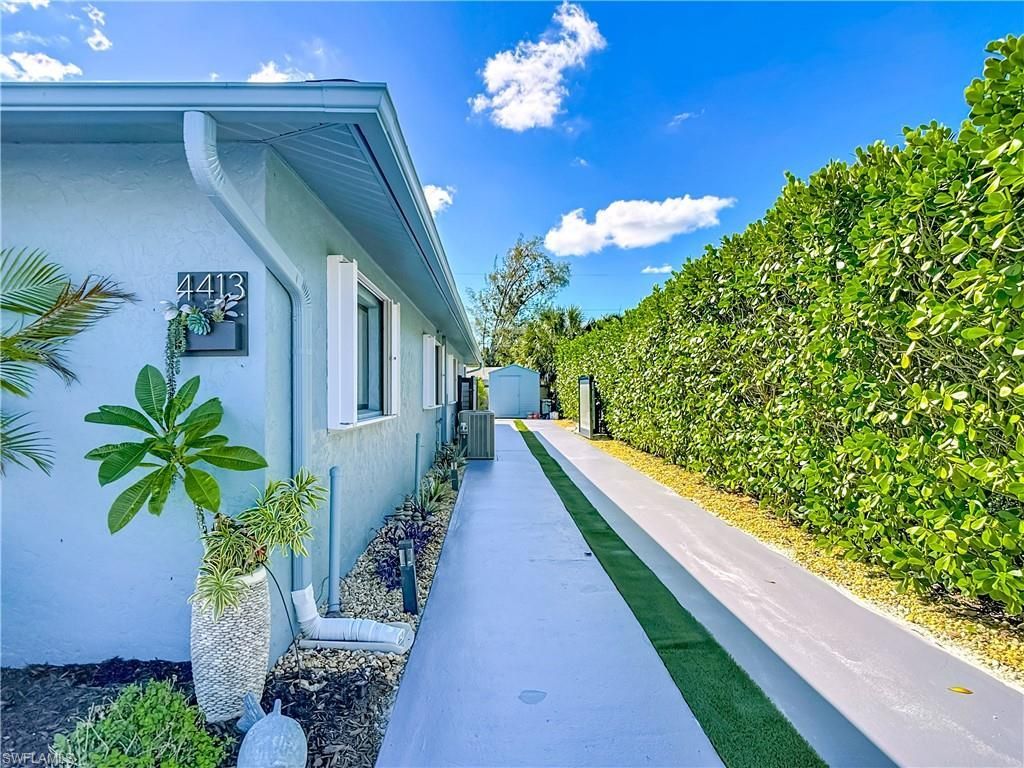 4411-4413 Little Hickory Rd, Bonita Springs, FL 34134 Photo