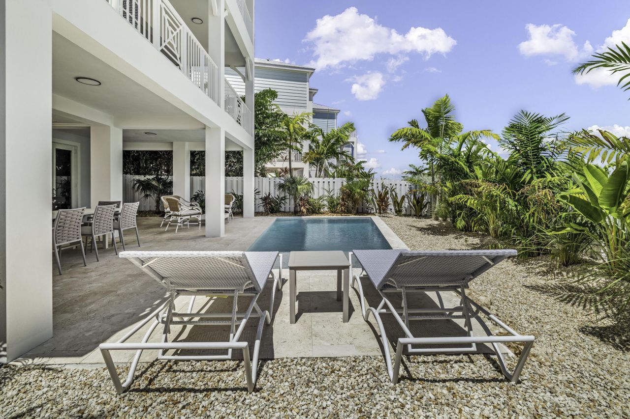 815 39th St Gulf Street, Marathon, FL 33050 Photo