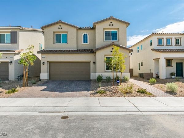 4642 Chirping Street, North Las Vegas, NV 89031