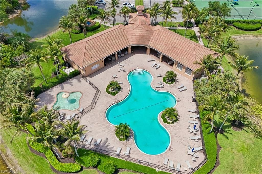 2536 Laurentina Ln, Cape Coral, FL 33909 Photo