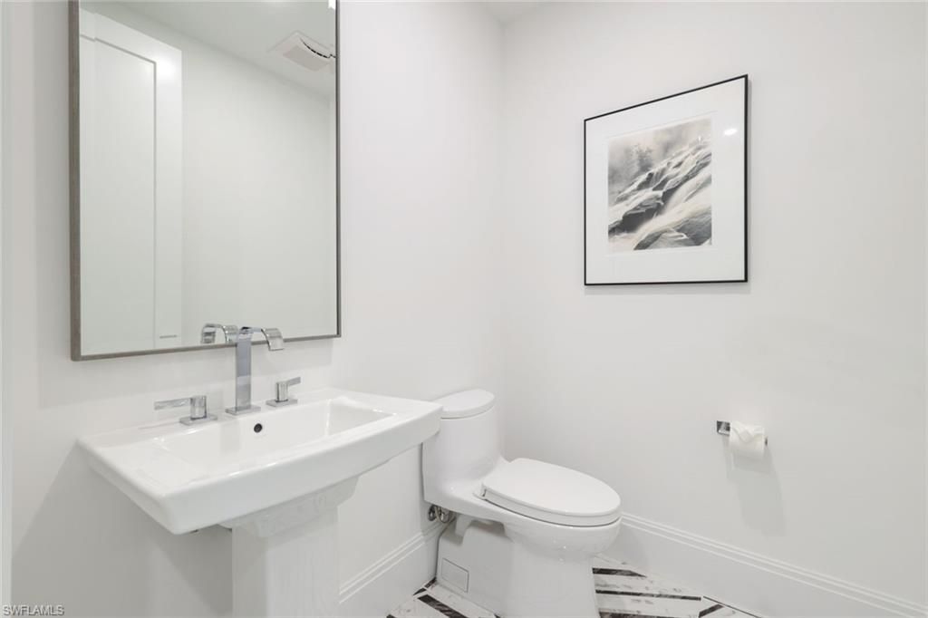 1130 3rd Ave S, Unit 215, Naples, FL 34102 Photo