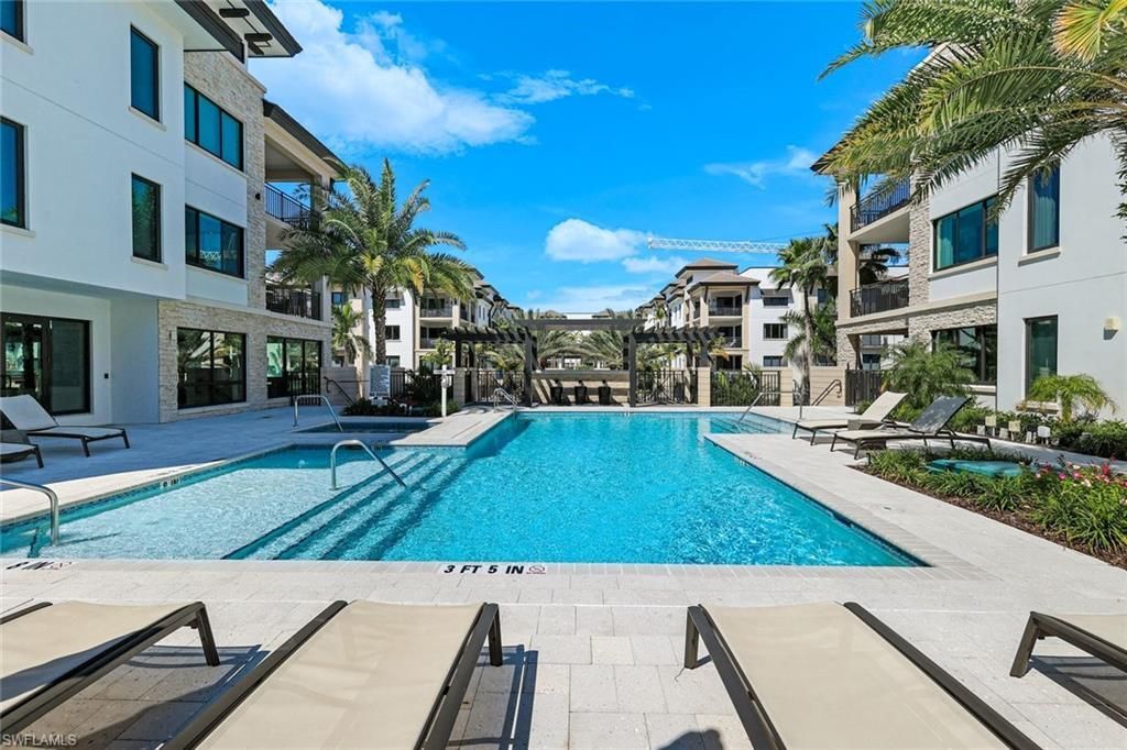 1130 3rd Ave S, Unit 215, Naples, FL 34102 Photo