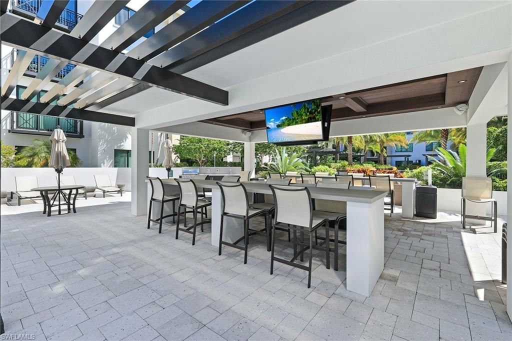 1130 3rd Ave S, Unit 215, Naples, FL 34102 Photo