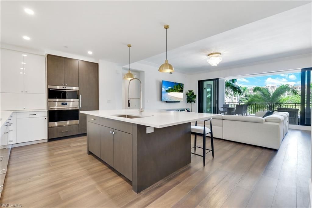 1130 3rd Ave S, Unit 215, Naples, FL 34102 Photo