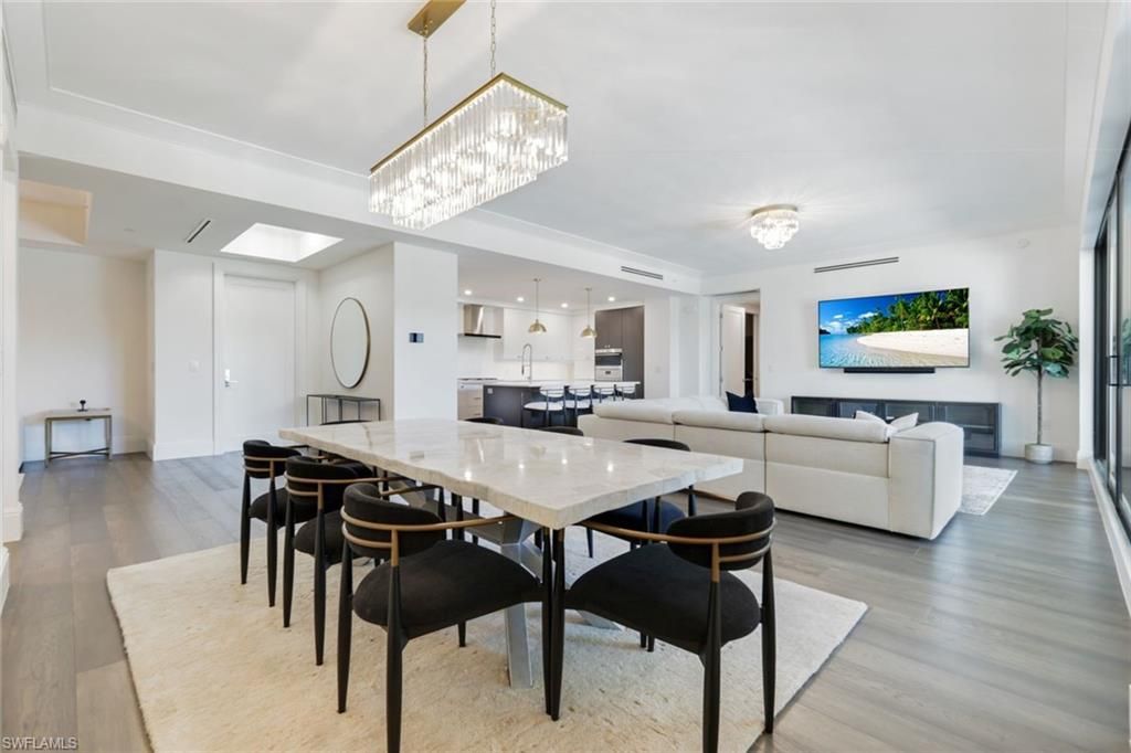 1130 3rd Ave S, Unit 215, Naples, FL 34102 Photo