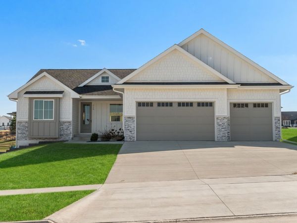 710 Belmont Boulevard, Waukee, IA 50263