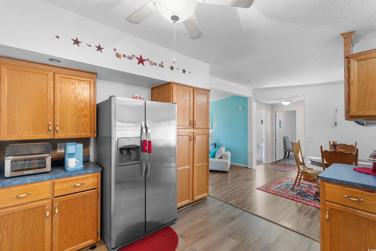 212 Captains Dr. Photo 20