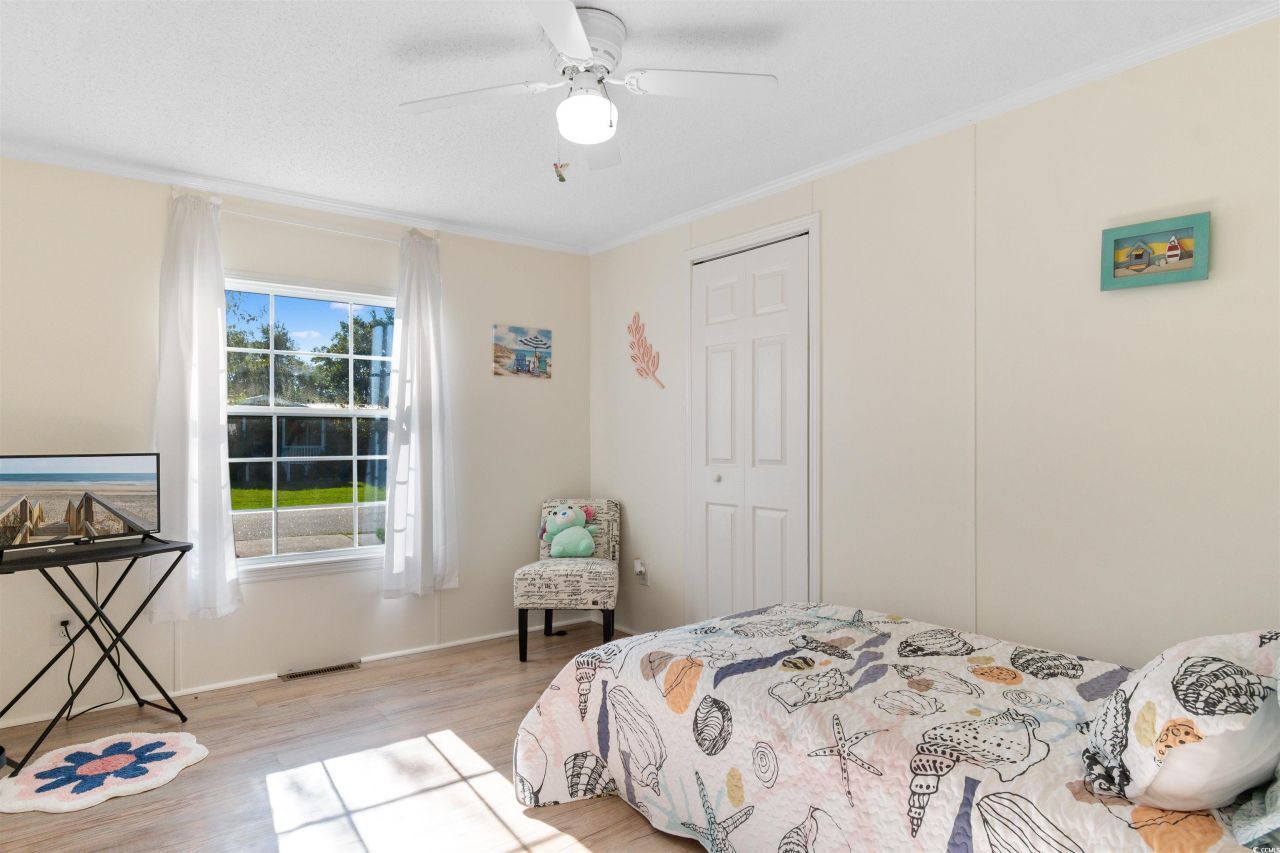 212 Captains Dr. Photo 28