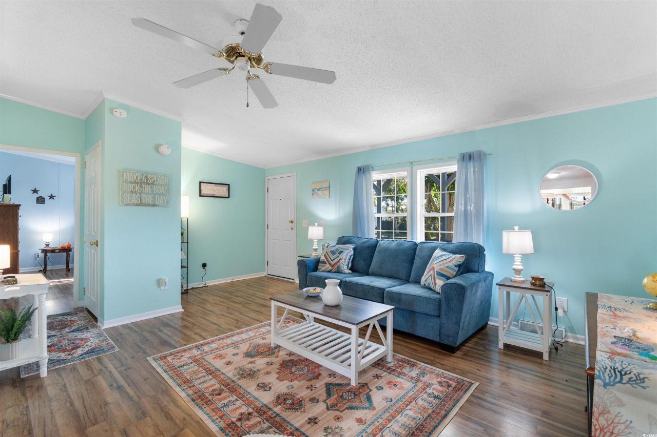 212 Captains Dr. Photo 7